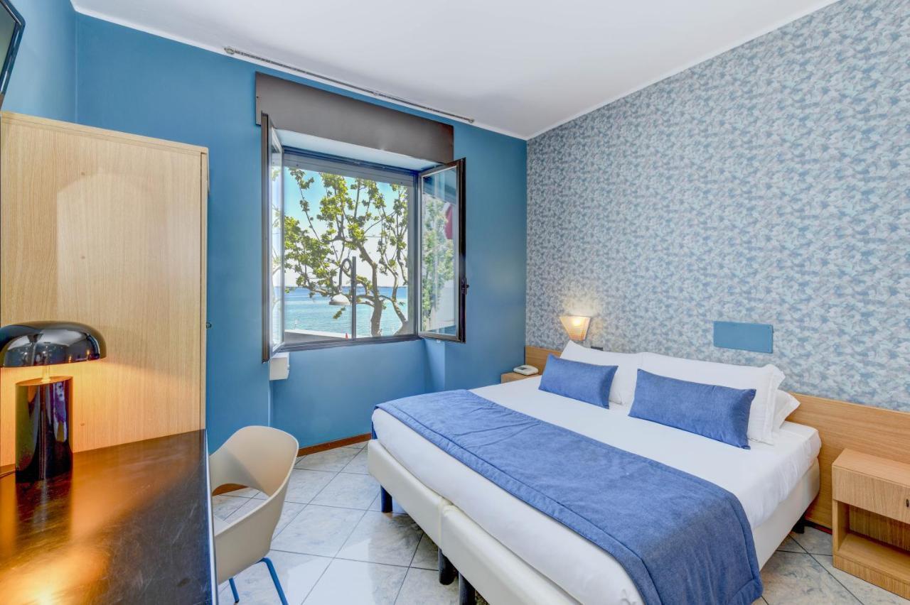 Hotel Aurora 데센자노델가르다 외부 사진