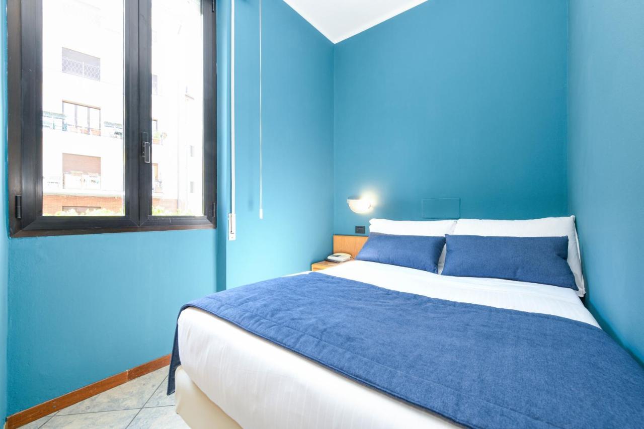 Hotel Aurora 데센자노델가르다 외부 사진
