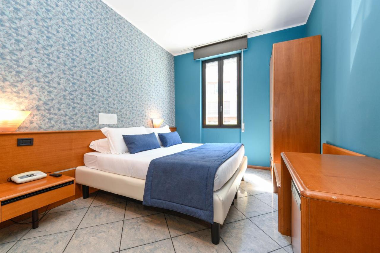 Hotel Aurora 데센자노델가르다 외부 사진