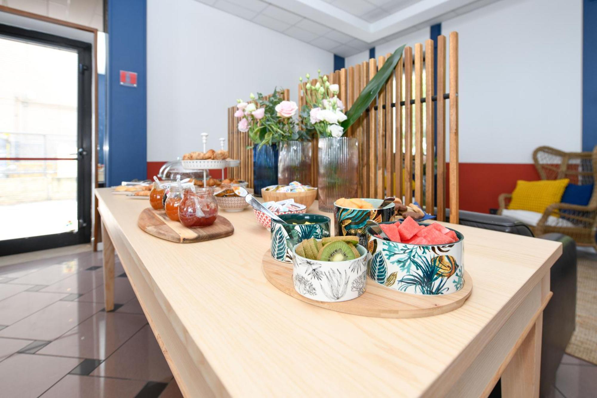 Hotel Aurora 데센자노델가르다 외부 사진
